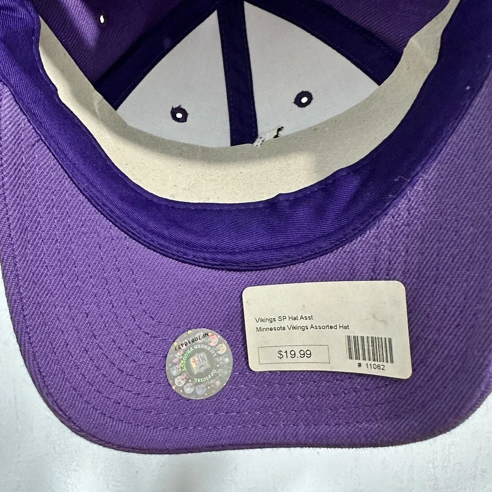 VTG‎ Minnesota Vikings Hat Reebok NFL On Field Team Apparel Strapback Y2K Purple